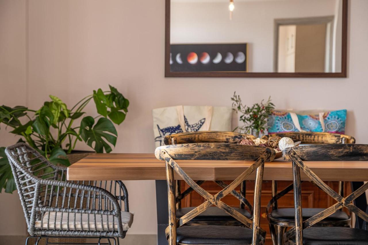 Iliana Apartments تولو المظهر الخارجي الصورة